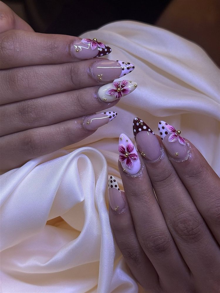 Abstract floral nail art